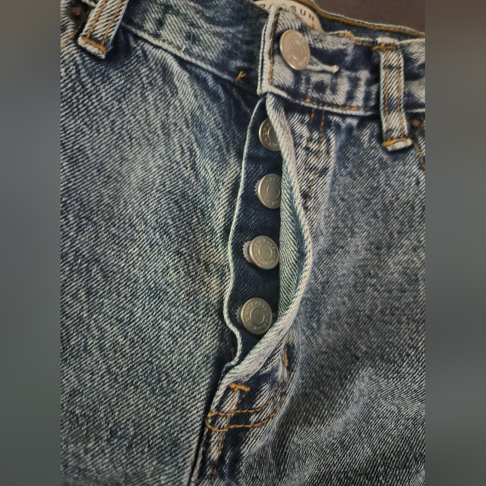 PacSun 90s Straight Leg Distressed Jeans 25 Light Wash - Picture 9 of 15